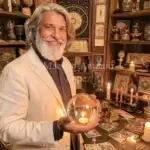 Recensione del Maestro Antonio Lopez
